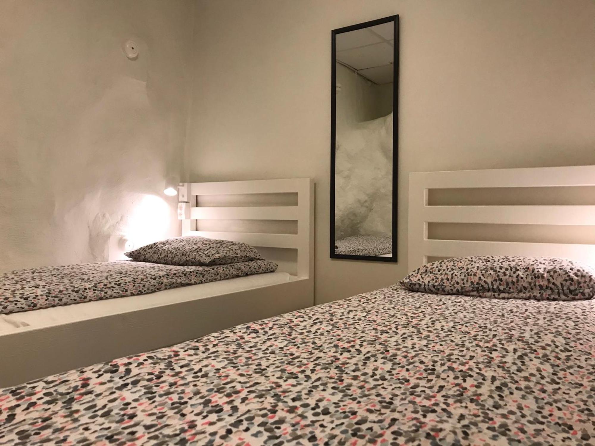 Hostel Dalagatan Stockholm Bagian luar foto