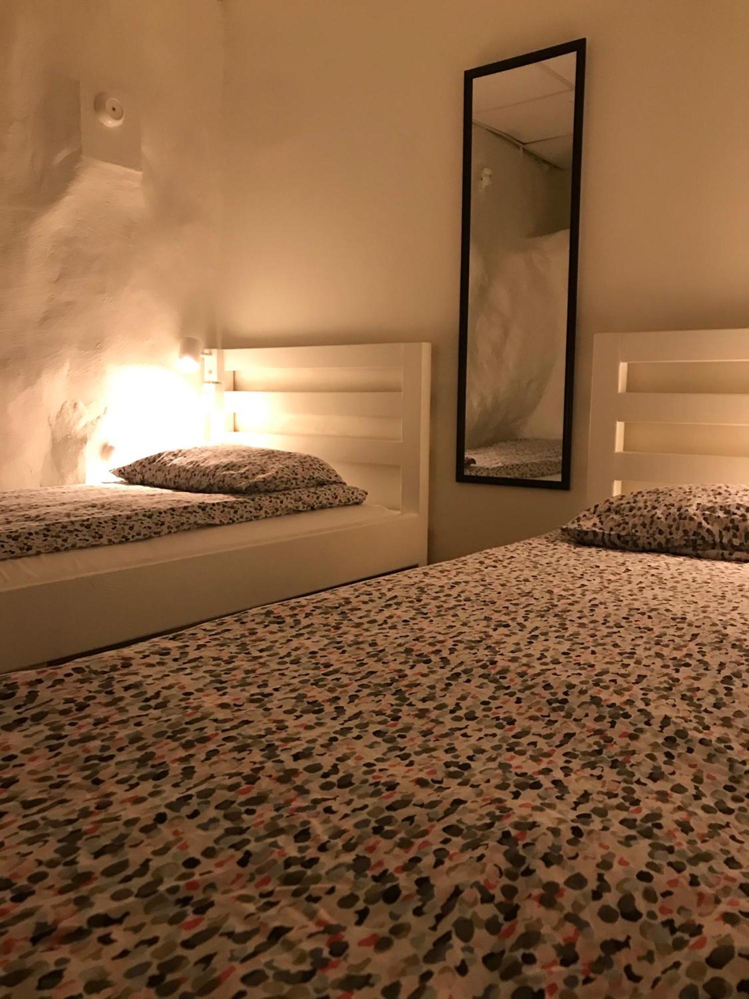 Hostel Dalagatan Stockholm Bagian luar foto