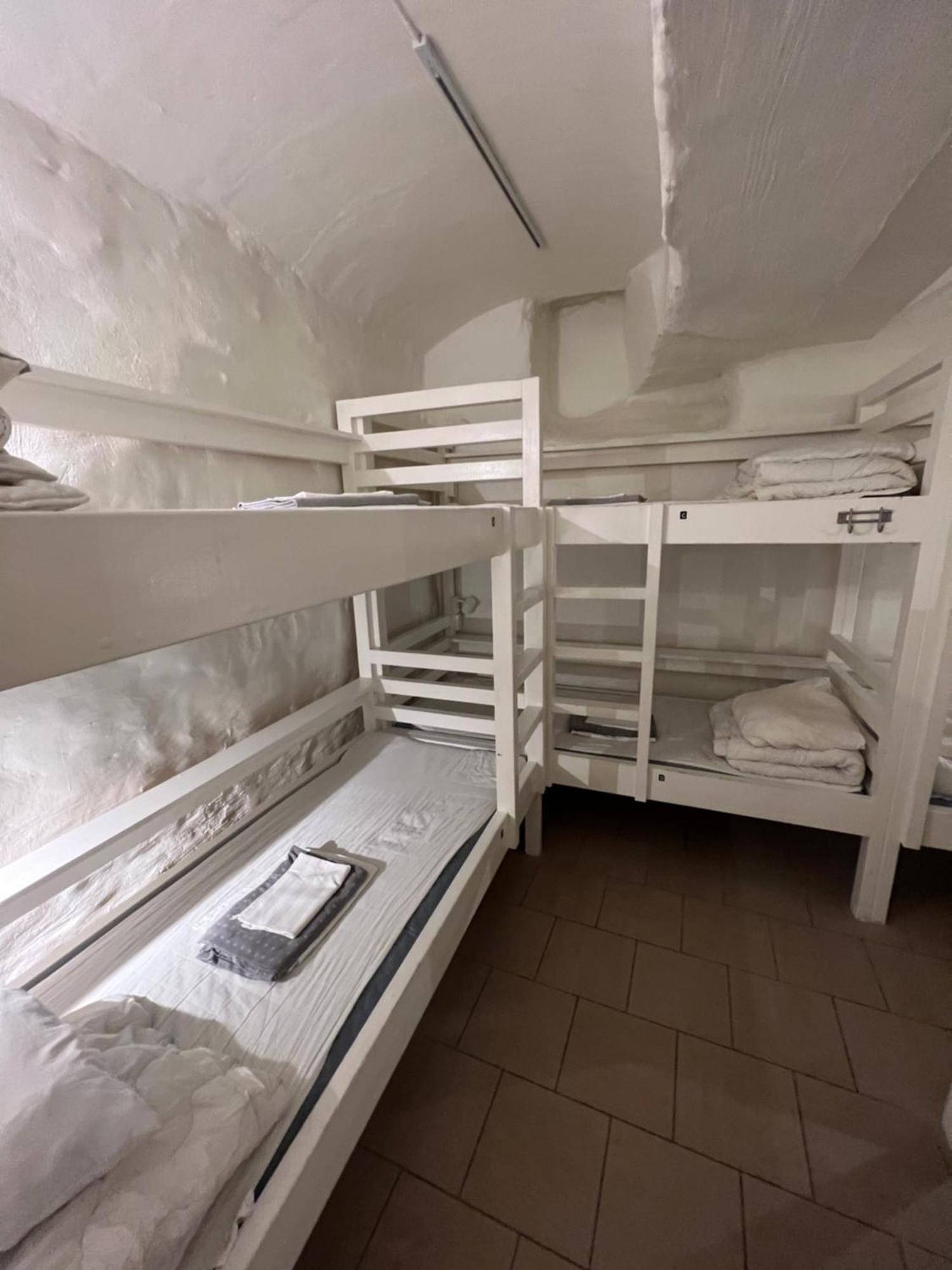 Hostel Dalagatan Stockholm Bagian luar foto